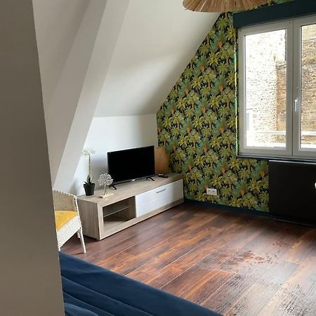 En Plein Centre De Dinan Apartment Exterior photo